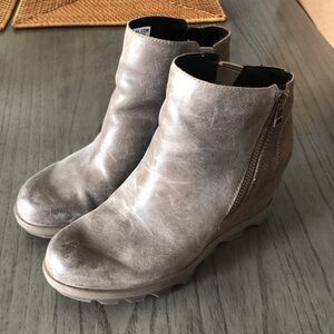 Sorel distressed Ankle Boots in Brown